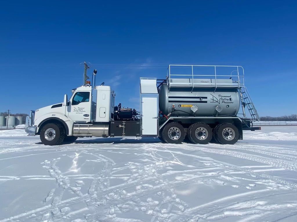 Acid Pumper Truck